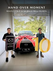 serah terima unit mazda surabaya